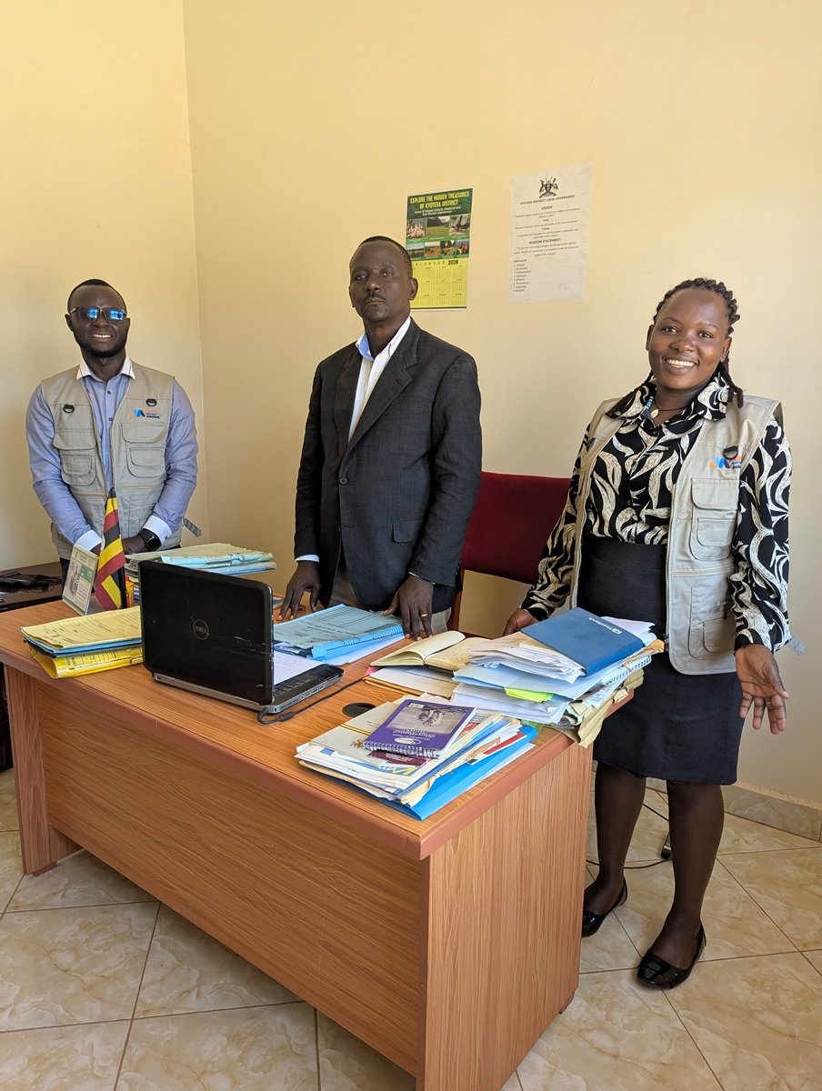 Melmo Team with CAO Kyotera District.jpg